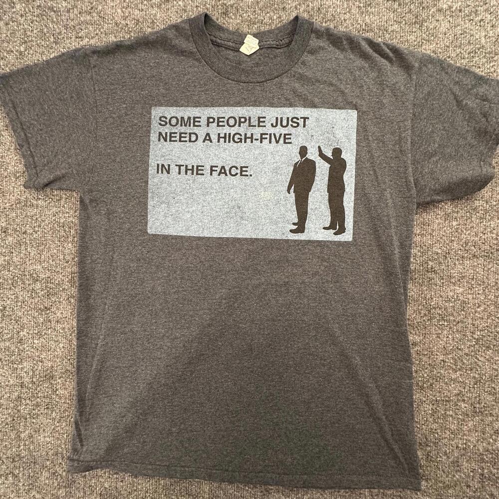 Gildan Heavy Cotton Mens Graphic T-Shirt Gray High Five In The Face Medium 259